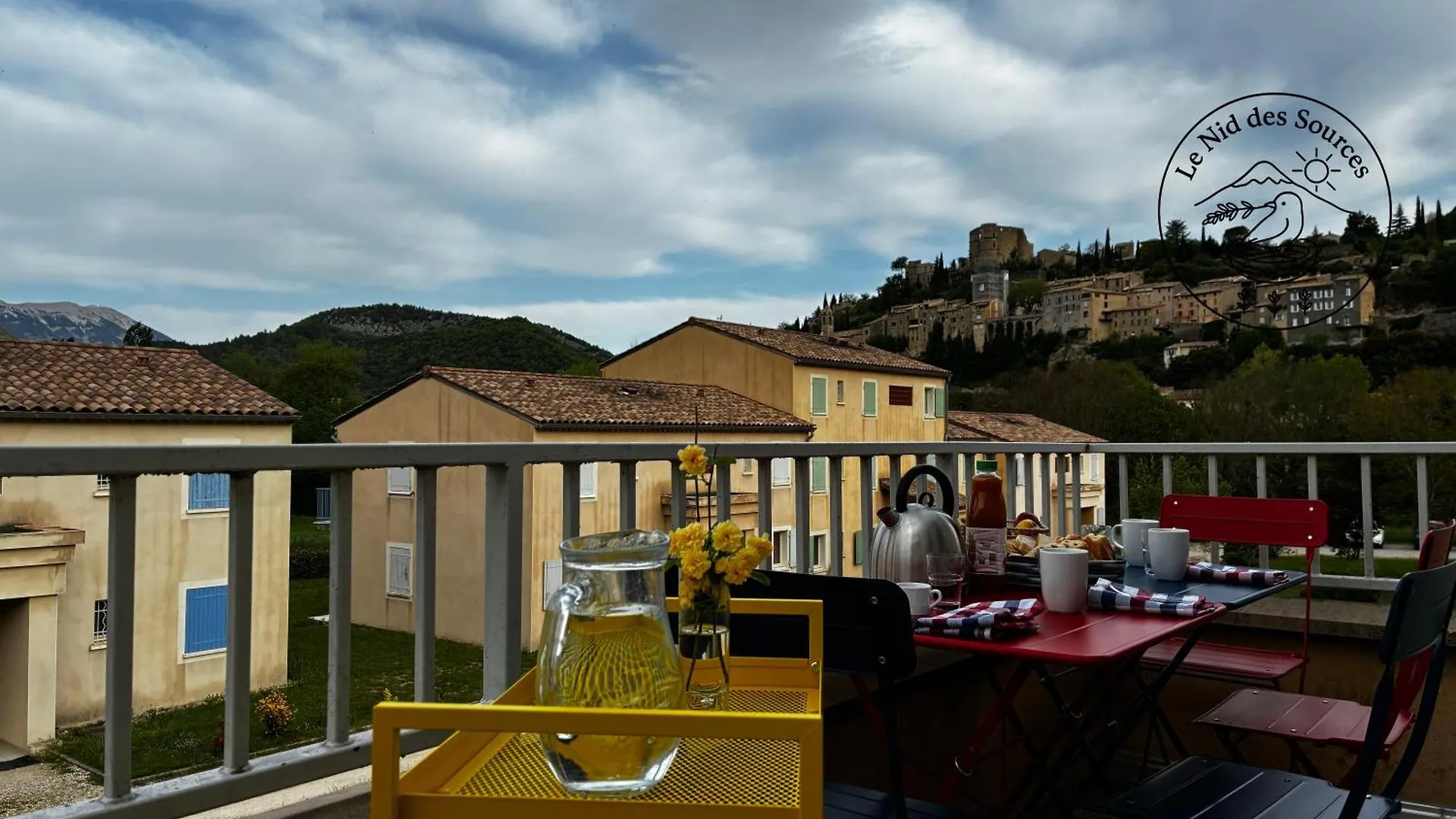 Le Nid Des Sources Lägenhet Montbrun-les-Bains Frankrike