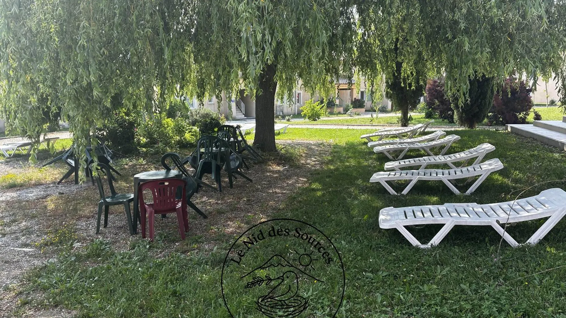 Le Nid Des Sources Lägenhet Montbrun-les-Bains
